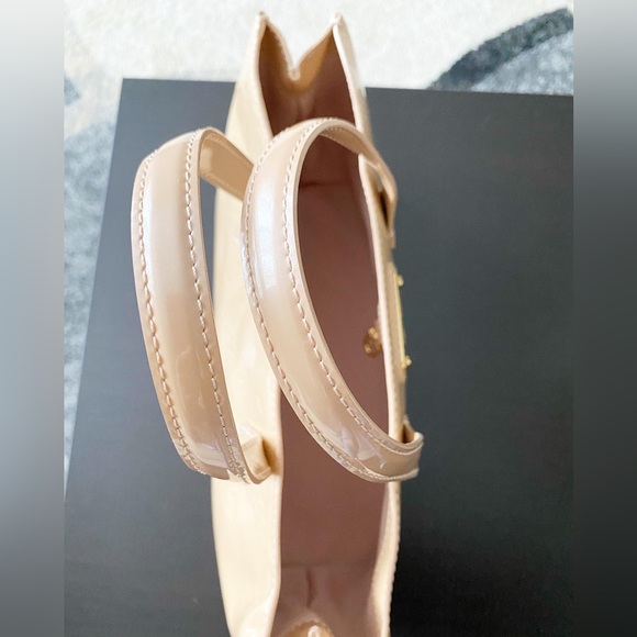 LOUIS VUITTON Vernis Wilshire PM - Picture 6 of 10